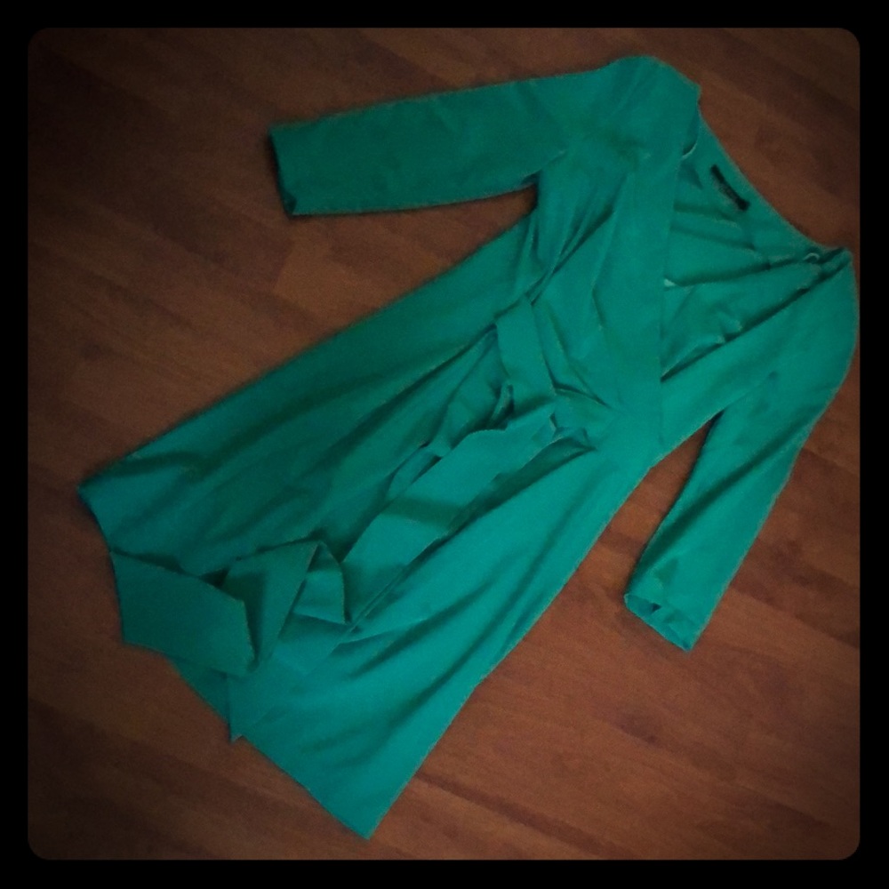 Quarter length sleeve Green faux wrap dress